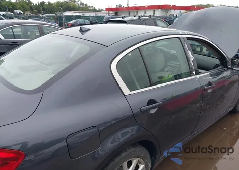 2009 Infiniti G37X из США, поврежденный, VIN JNKCV61F79M354610